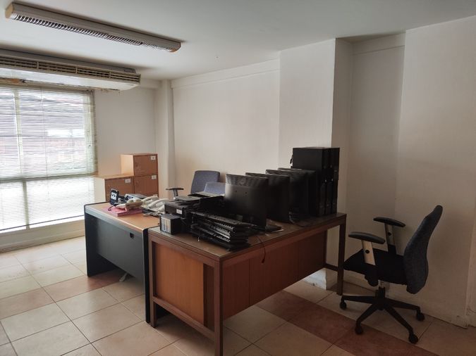 4-bed home office for rent, 320 sqm, 25 sq wah, Khlong San