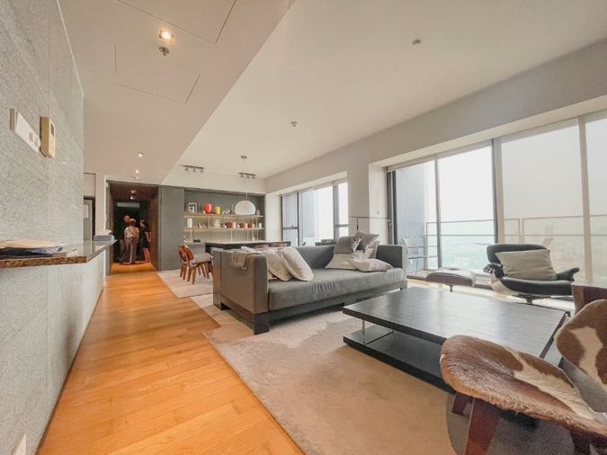 (16833) Project Name : The met sathorn