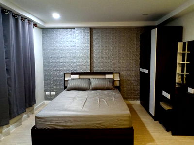 Condos for sale Bangkok : For Sale Modern condo Kumnanmaen 3