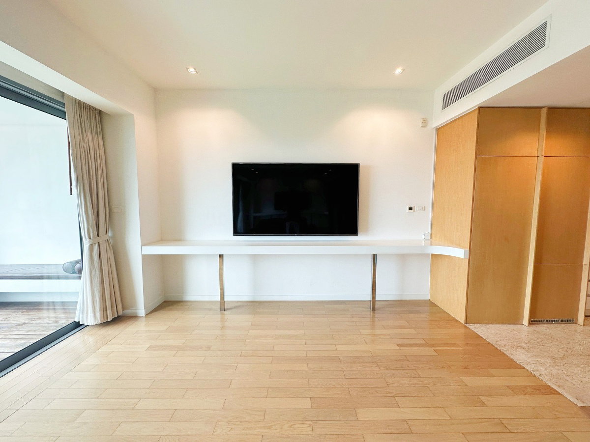 Condo for sale, The Pano Rama 3, 15th floor, 1 bedroom, 57 sqm., excellent condition, view of the Chao Phraya River.