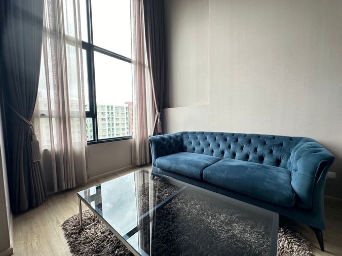🛋️💗 ห้องDuplex สไตล์มินิมอล เฟอร์นิเจอร์สวยมาก 💗🛋️The Rich Rama 9 - Srinakarin  ID : giftboxbeau.   (มีจุด) 📲