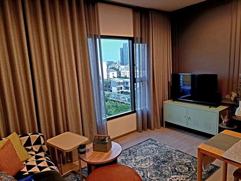 Condo for rent:The Base Phetchaburi-Thonglor, ready to move in. If interested, contact Line @goodmanpro or call 0999029192.