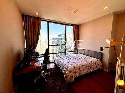 ขายคอนโด : Condo for Sell 2. Bed Unit.  Good Location Close To BTS Surasak-The Bangkok Sathorn