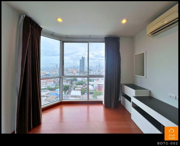 The Niche Taksin (The Niche Taksin) near BTS Wongwian Yai