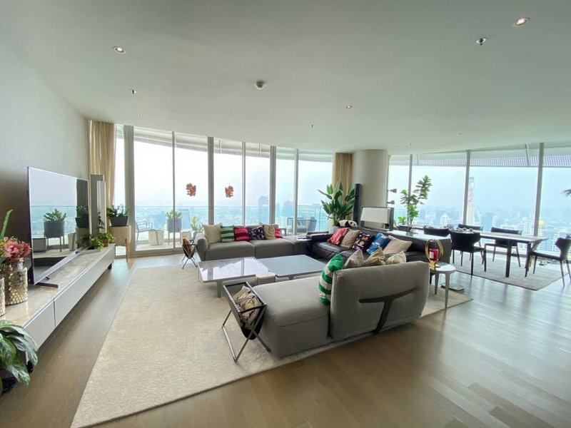 Condos for sale : LTHC10421–Magnolias Ratchadamri Boulevard FOR SALE size 321 Sq.m. 4 beds 4 baths Near BTS Ratchadamri Station ONLY 95MB