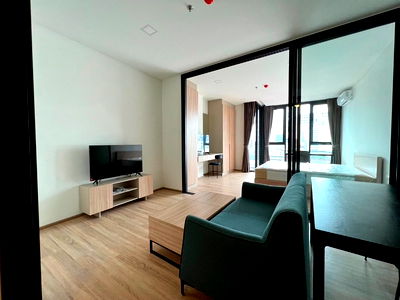 Condos for rent Vichaiyut Hospital  : XT Phayathai, Floor : 11, Room size: 42 sq m. 