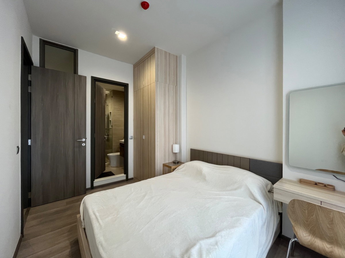 picture Available 10June26! Rhythm Charoenkrung. 1bed 37sqm. Line id: @pfagent - 9/12