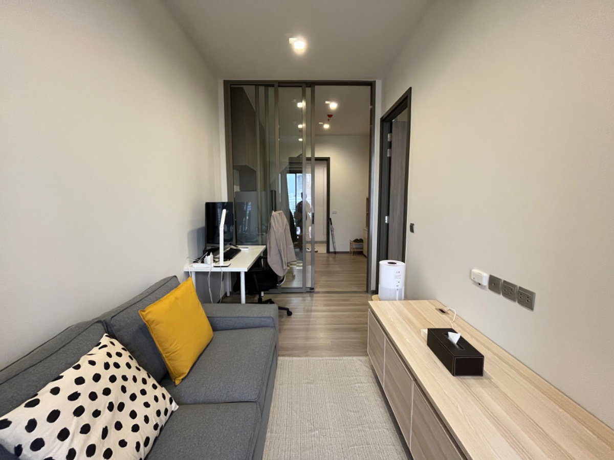 picture Available 10June26! Rhythm Charoenkrung. 1bed 37sqm. Line id: @pfagent - 3/12