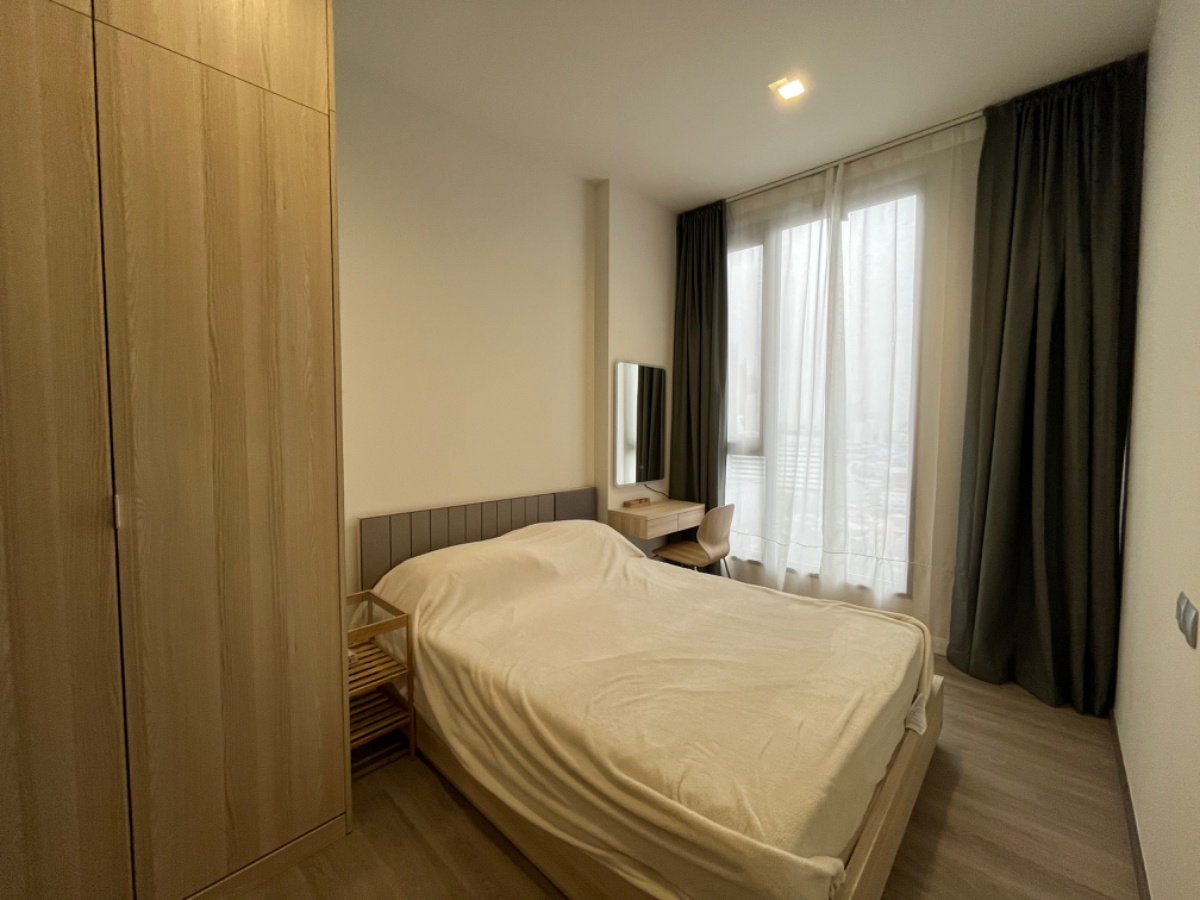 picture Available 10June26! Rhythm Charoenkrung. 1bed 37sqm. Line id: @pfagent - 8/12