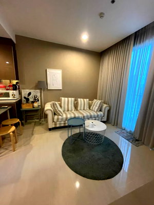 คอนโดให้เช่า : ว่างพร้อมอยู่! Menam Residences. 1นอน 52ตร.ม. Line id: @pfagent
