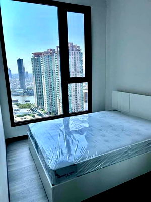 Condos for rent Central Silom :  RCRK104 Condo for rent Rhythm Charoenkrung Pavilion, 29th floor, city view 35.45m2 1 bed 1 bath 28,000 baht 064-959-8900