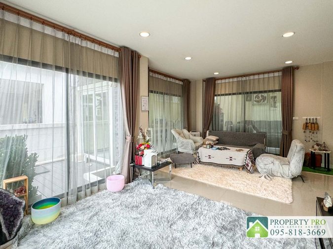 ขายบ้านเดี่ยว 4 ห้องนอน 206 ตร.ม. 52.3 ตร.ว. ไลฟ์ บางกอก บูเลอวาร์ด วงแหวน - อ่อนนุช 2