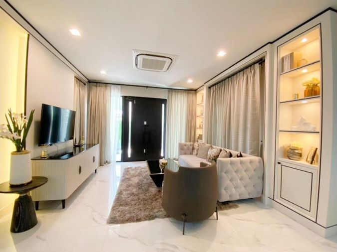 ให้เช่าบ้านเดี่ยว 4 ห้องนอน 278 ตร.ม. 85 ตร.ว. นันทวัน รามอินทรา - พหลโยธิน 50