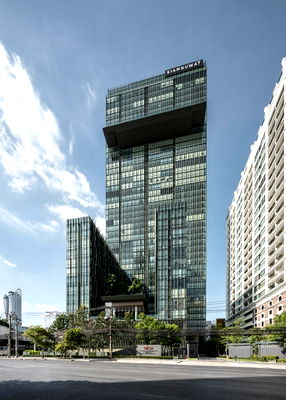Condos for rent Airport Link Ratchaprarop : 1 Bed 1 Bath Nice Room Good Location Close to BTS Ratchathewi 350 m. and Siam Paragon at Wish Signature Midtown Siam Condo / For Rent