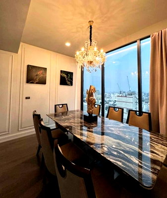 คอนโดให้เช่า : LTHC10449– Celes Asoke FOR RENT 3 beds 3 baths Size 134 Sq.M. Near BTS Asoke stations ONLY 250,000 THB/month