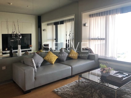 รูปภาพ Nice Decorate 2 Beds with Bathtub High Fl. 20+ Close to MRT Lumpini & BTS Chong Nonsi 600 m. at The Met Sathorn Condo / For Rent