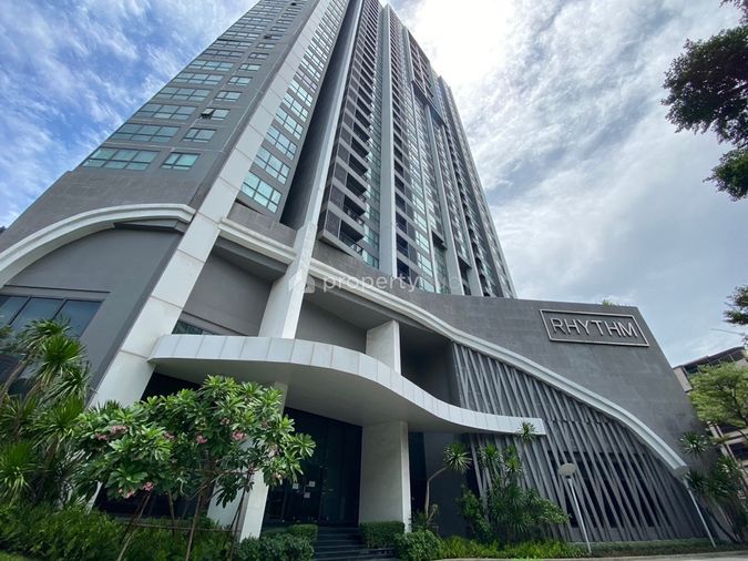 Rhythm Sukhumvit 44/1