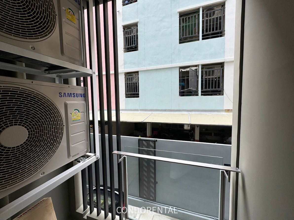 picture LINE @condorental for rent the room at CYBIQ Ramkhamhaeng - 8/12