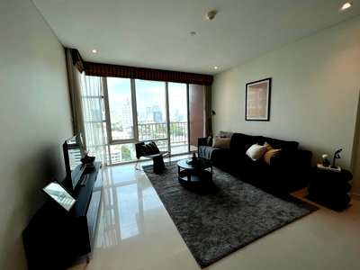 Condos for rent : #K055 For rent Fullerton Sukhumvit Near BTS Thonglor ✨