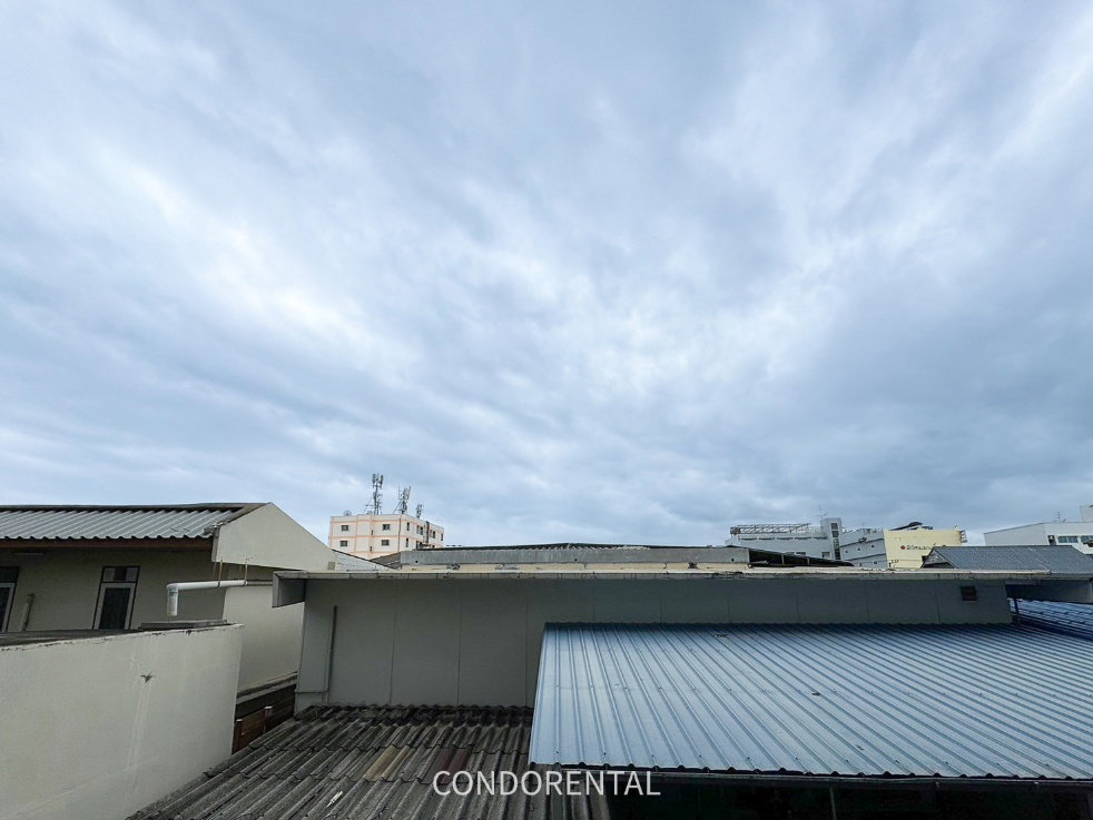 รูป ให้เช่า CYBIQ Ramkhamhaeng ห้องสวย ราคาดี Pet-Friendly สอบถามเพิ่มเติมได้ที่ LINE @condorental - รูปที่ 9/11