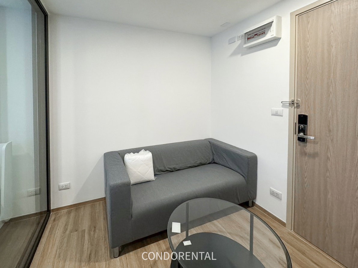picture LINE @condorental for rent the room at CYBIQ Ramkhamhaeng - 5/12