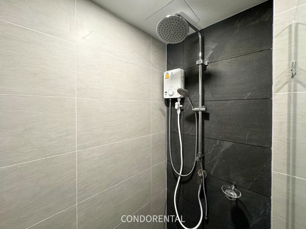 picture LINE @condorental for rent the room at CYBIQ Ramkhamhaeng - 11/12