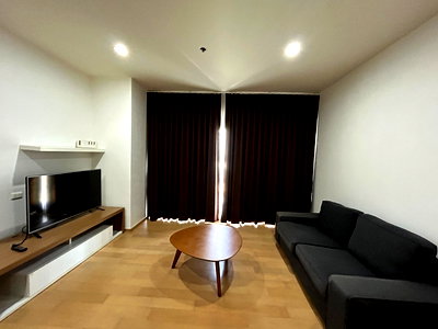 คอนโดให้เช่า : LTH10463–Noble Reveal FOR RENT 2 beds 2 baths Size 74 Sq.M. Near BTS Ekkamai stations ONLY 50k/month