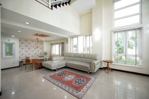ขายบ้านสุขุมวิท 54 หมู่บ้านหงส์นคร ทาวโฮมขนาดใหญ่หลังมุม 3.5 ชั้น 4 ห้องนอน พร้อมอยู่ ใกล้ BTS อ่อนนุช บางจาก ทางด่วนสุขุมวิท 50 087-9074045