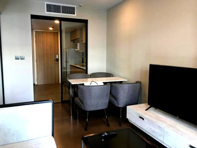 Condos for rent : #A049 For rent Navara Residence