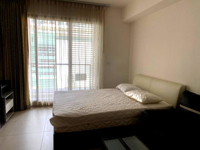 คอนโดให้เช่า : Loft Ekamai studio bts Ekkamai for rent
