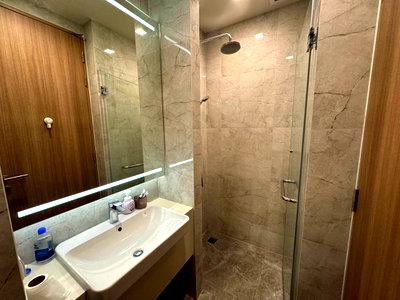 Condos for rent :  #K080 For rent Noble around 33 near BTS Phorm Phong✨ 