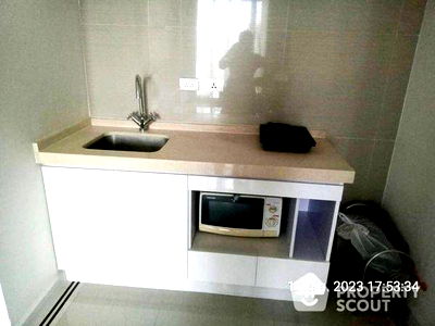 Condos for rent Esplanade Ratchadapisek  : 1-BR Condo at T.c. Green Rama 9 near MRT Phra Ram 9 (ID 1541424)