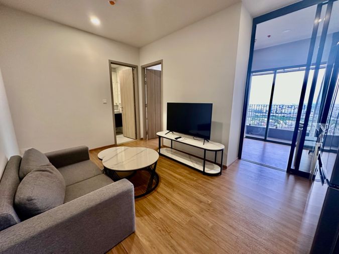 ✨✨ให้เช่า Cloud ทองหล่อ-เพชรบุรี (1bed+) 1 นอน 1 น้ำ 1 ห้องทำงาน 38ตรม. ตกแต่งครบ!!