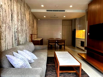 คอนโดให้เช่า : Noble​ Ploenchit bts Ploenchit for rent