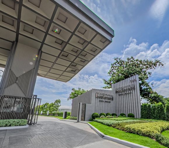 Bangkok Boulevard Bangna - Srinakarin