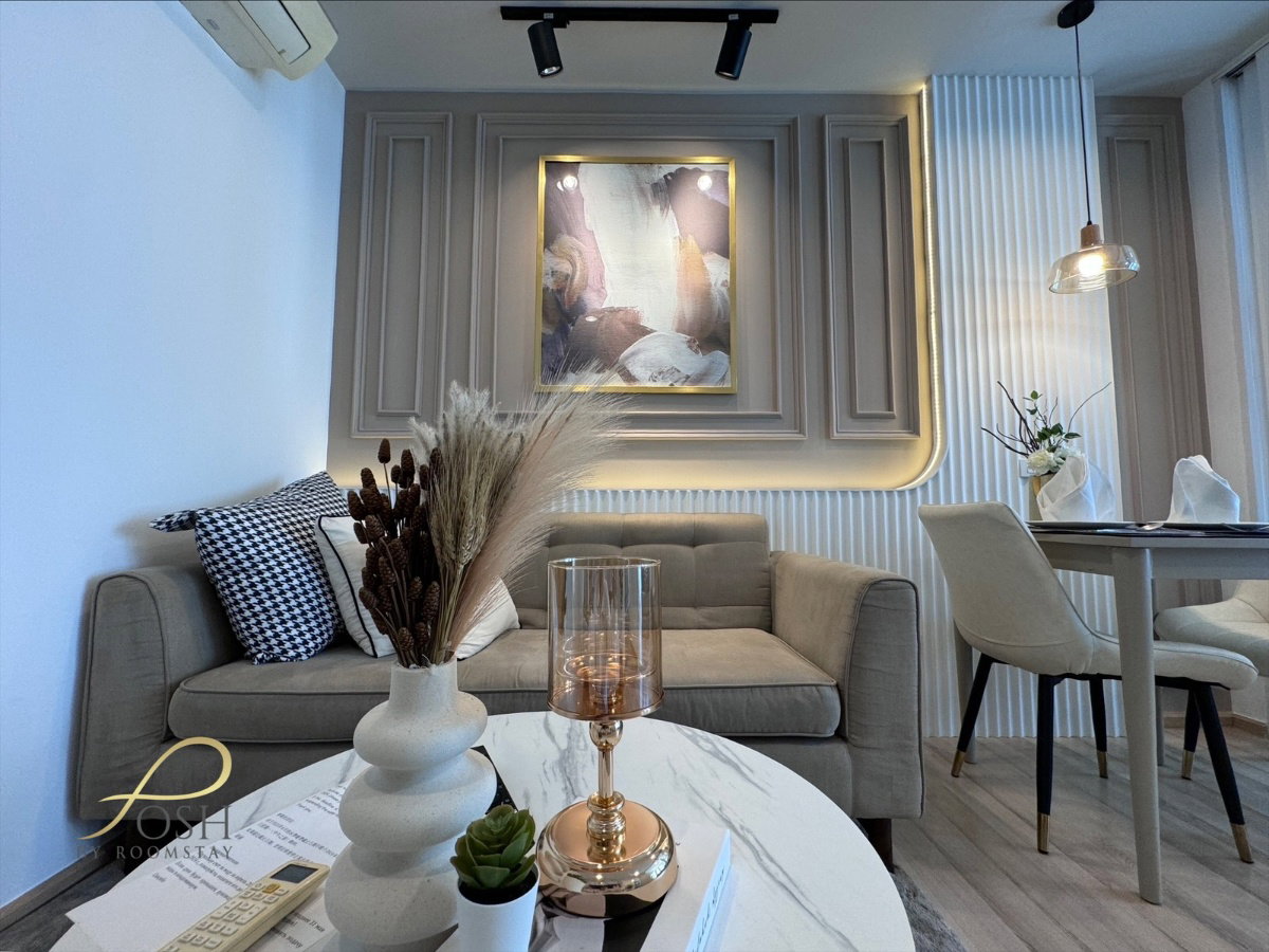 Condo for sale in the heart of the city, The Base Height by Sansiri, newly renovated, 7th floor, pool view, new furniture.