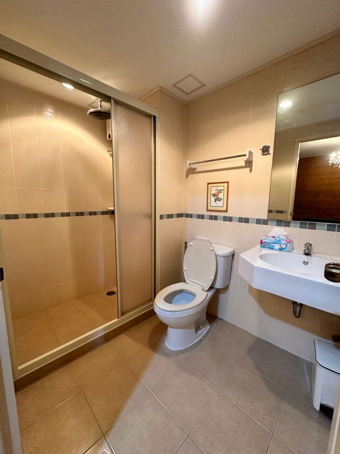 picture For rent 2 bedroom 68 sqm 22 Floor building A 17,000 baht - 9/12