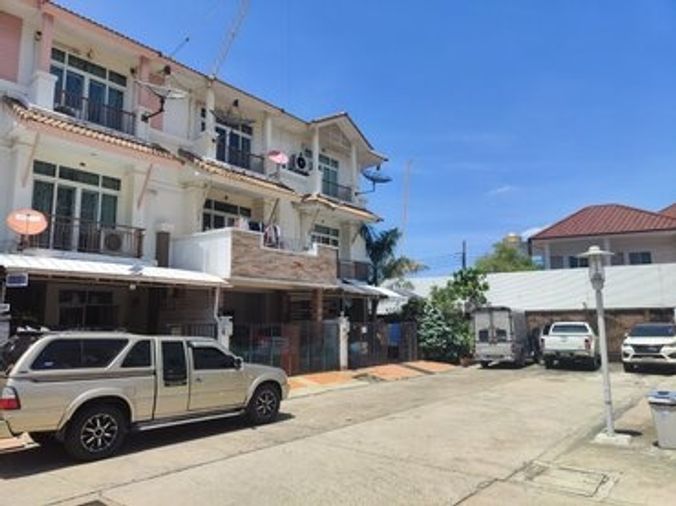 5-bed townhouse for sale, 244 sqm, 20.4 sq wah, Aroonpat Rama 3 - Satupradit