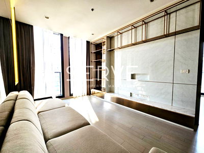 คอนโดให้เช่า : Hot Price 2 Beds with Jacuzzi 93.51 sq.m. Perfect Location Next to BTS Phloen Chit & Central Embassy-Noble Ploenchit