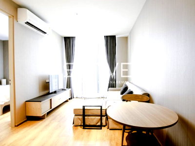 Condos for rent : Hot Deal! - 1 Bed Corner Unit Perfect Location in Phrom Phong Close to BTS BTS Phrom Phong/For Rent-Park 24 (พาร์ค 24)