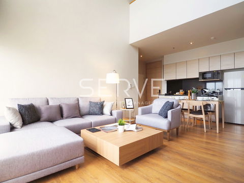 Duplex 2 Beds 3 Baths Unit on Super High Fl. 40+ New Unit Close to BTS Phrom Phong / For Rent-Park 24