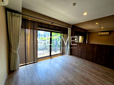 คอนโด ถนนเพลินจิต : 🔥1 นอน ห้องสวย ราคาดี  ทำเลดี เดินทางสะดวกใกล้ BTS เพลินจิต ที่คอนโด Noble Above Wireless Ruamrudee / ขายคอนโด