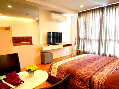 Condos for sale : For sale 15 Sukhumvit Residences, 10th floor, 28 sqm., 1 bedroom, fully furnished, near BTS Nana.