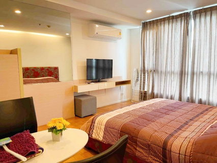For sale 15 Sukhumvit Residences, 10th floor, 28 sqm., 1 bedroom, fully furnished, near BTS Nana.