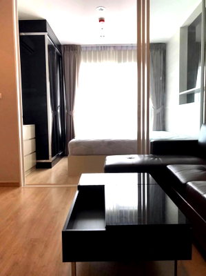 Condos for rent : Tempo grand Sathorn Wuttakhat condominium for rent 