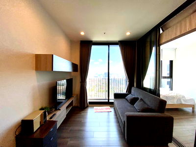Condos for rent Udomsuk Walk : #A072 For Rent Whizdom essence sukhumvit 