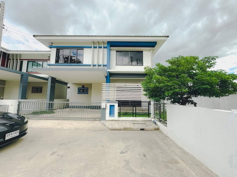บ้านเดี่ยวให้เช่า : ให้เช่า บ้านอยู่สราญ โครงการ4 พร้อมอยู่ 18,000 บาท