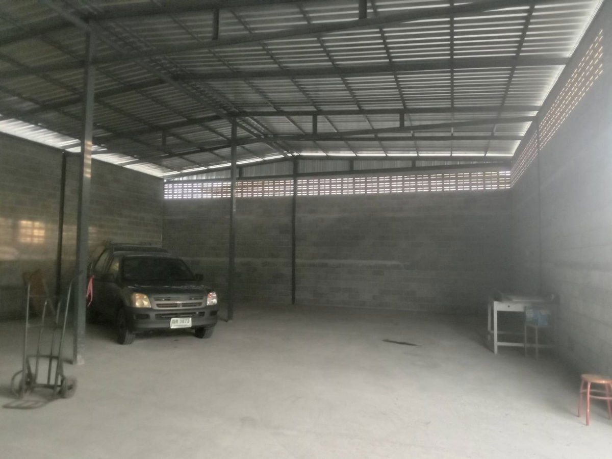 รูป โกดังใหม่ให้เช่า ขนาดพื้นที่ 450 ตารางเมตร ถนนสุวินทวงศ์ เขตหนองจอก, กรุงเทพ - รูปที่ 3/6