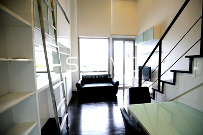 คอนโดให้เช่า : ห้องสวย ลอฟท์ 1 นอน 1 น้ำ เลี้ยงสัตว์ได้ ทำเลดี  BTS ทองหล่อ 300 ม. ที่คอนโด Ideo Morph 38 / ให้เช่าคอนโด