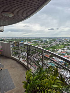 ขายห้องใหญ่ แต่งพร้อม เฟอร์ครบ สภาพดี ราคาถูก ใกล้ ARL สถานีหัวหมากและมหาลัยนานาชาติแสตมฟอร์ด